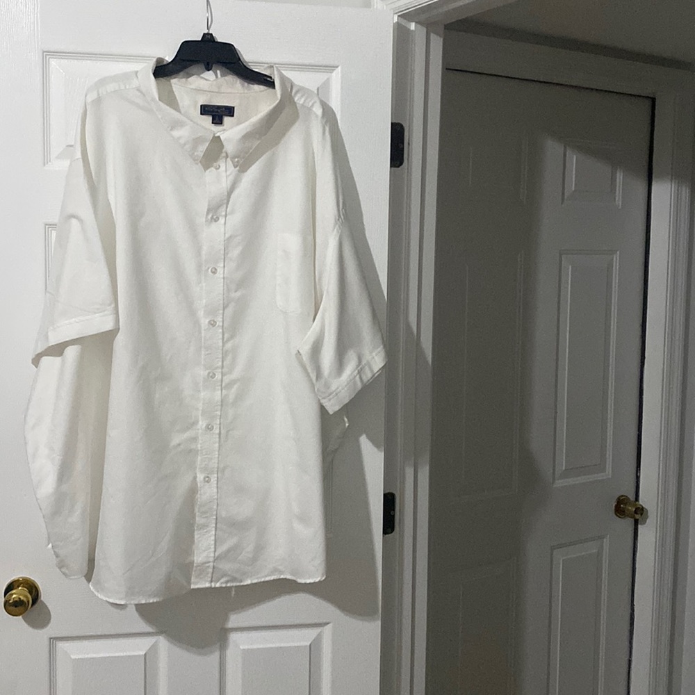 Men’s White Dress Shirt